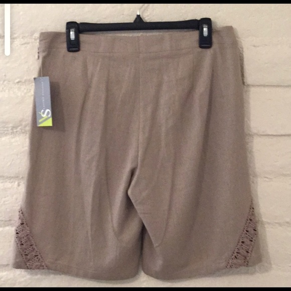 ⚡️2 for $20⚡️Valerie Stevens Linen Shorts 🩳 - Picture 4 of 7